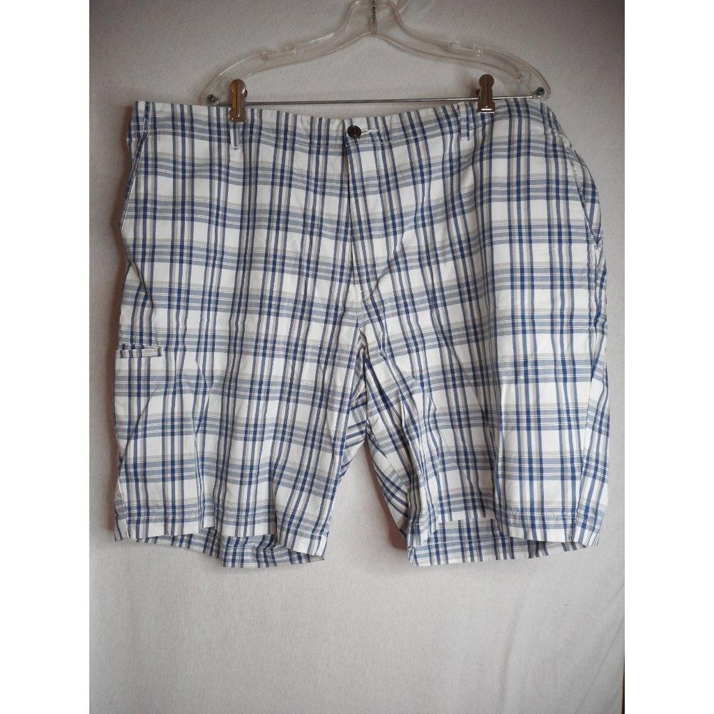 Dockers Mens  Blue Plaid Flat front Shorts